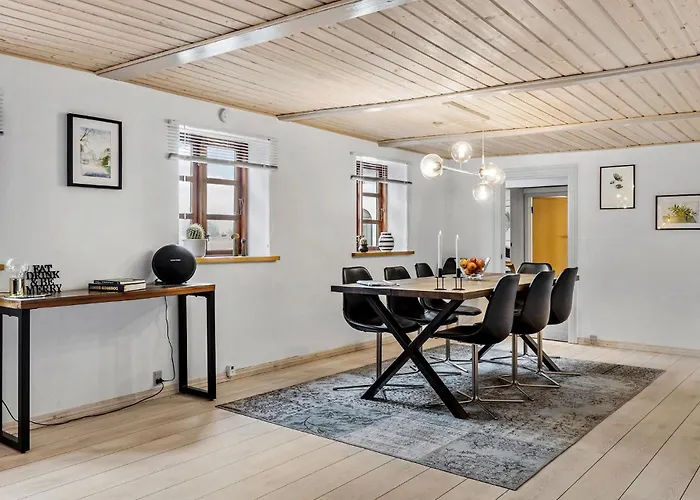 Nyaraló 2 Bedroom Beautiful In