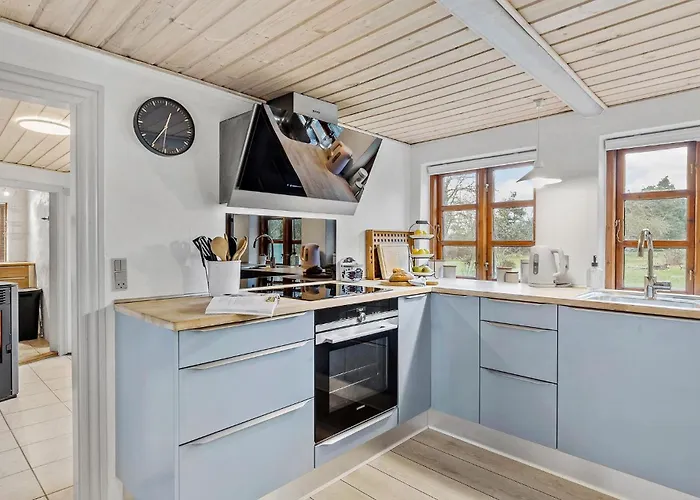 Nyaraló 2 Bedroom Beautiful In *